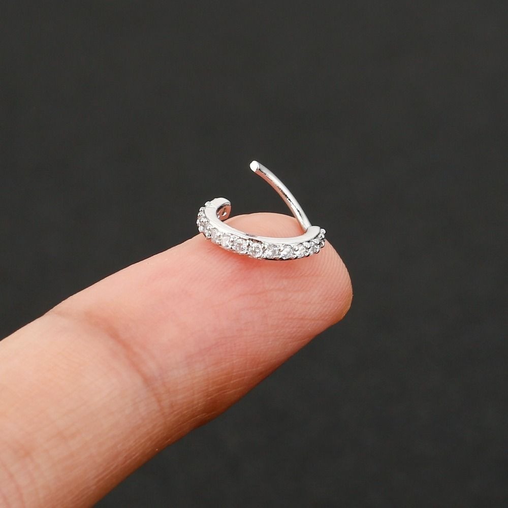 Body Jewelry Europe - Cincin Hidung Berbentuk Kubus dengan Desain